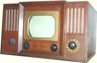 Monkey's B+W 1940s TV set.